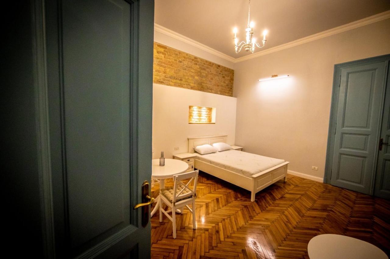 Visaj Deluxe Downtown *